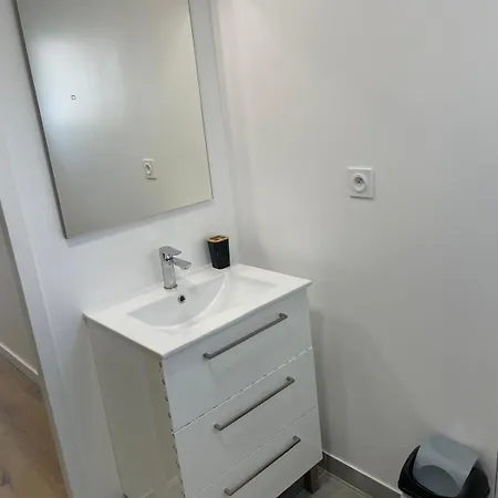 Appartement - 1 *